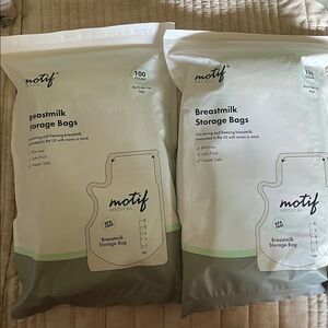 200 count Motif Medical Breastmilk Storage Bags